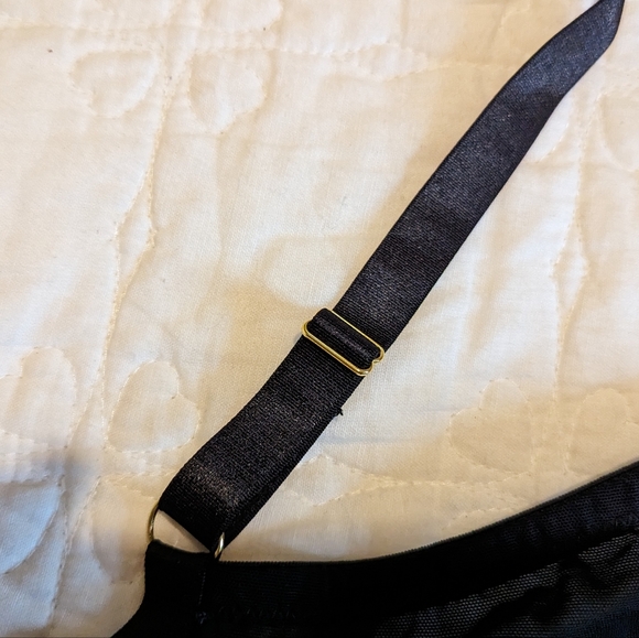 Angabriel 44 L black lace mesh lined bra - Picture 8 of 8